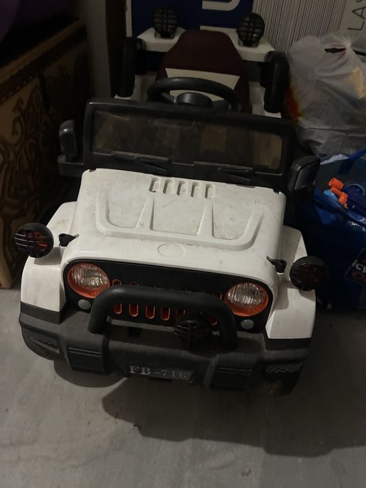 Продам машину на пульт управление