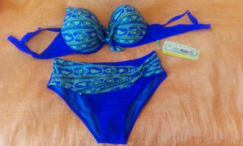 Бански от две части