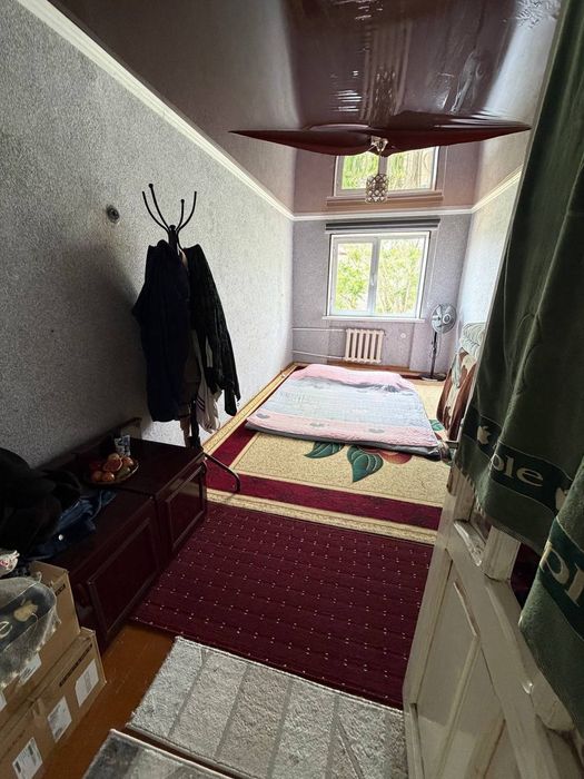 Продается срочно не дорого 3 комнатная квартира.