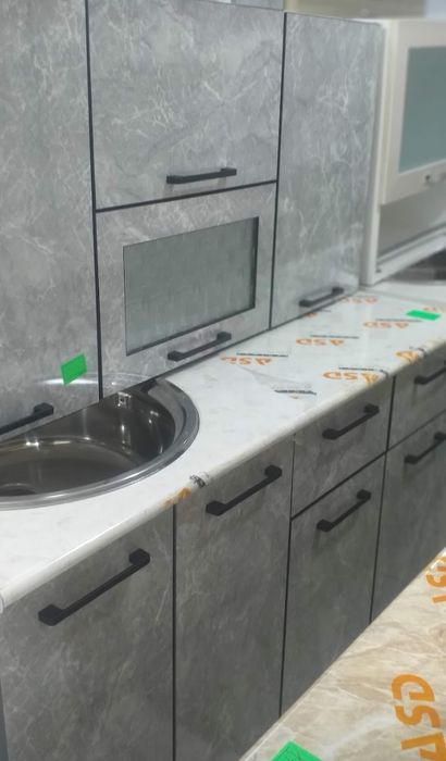 Кухонный мебелы на Рассрочку