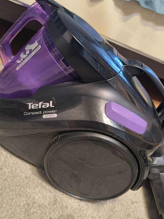 Пылесос Тefal cyclonic Compact power
