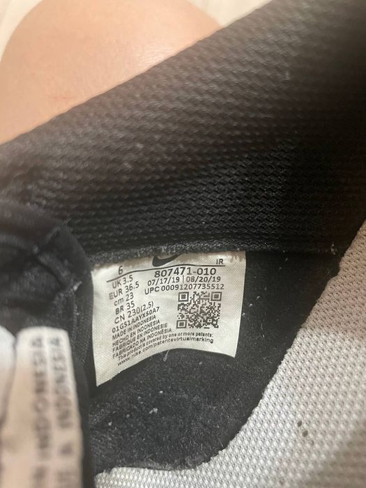 Продам кроссовки Nike Cortez оригинал