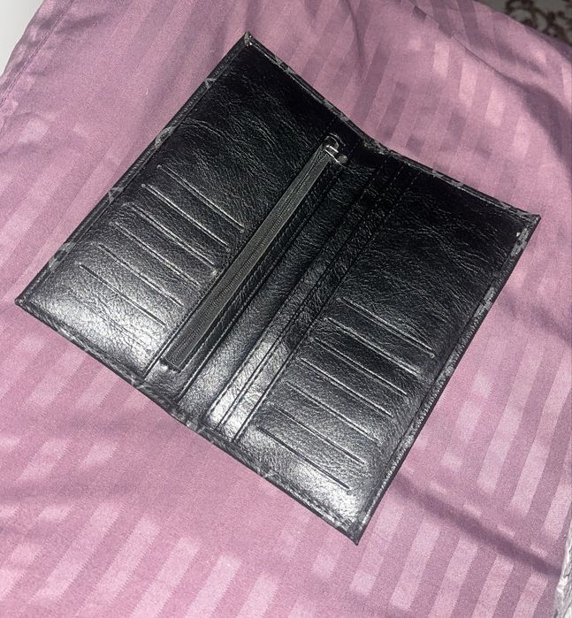 Продается мужской кошелек