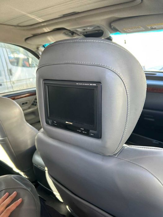 Продавам jeep grand cherokee 4.7 и 4.7  на части.