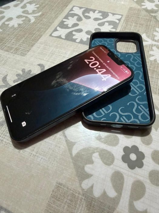 Iphone 13 с гарантии