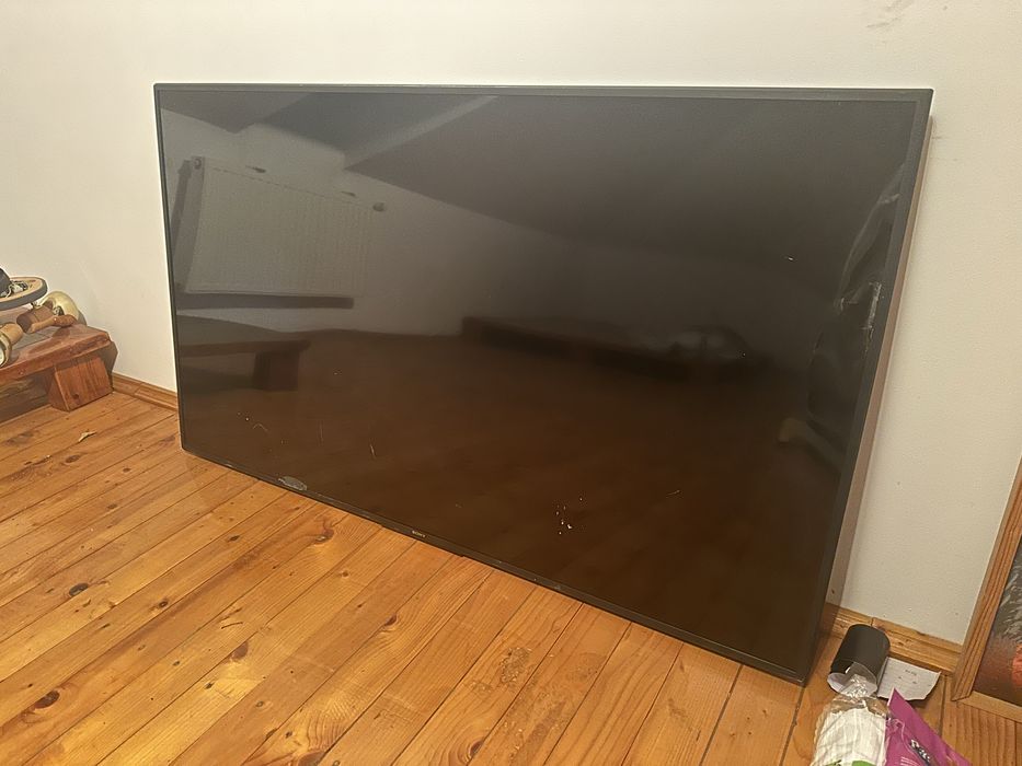 TV Sony 164 cm 65” pentru piese