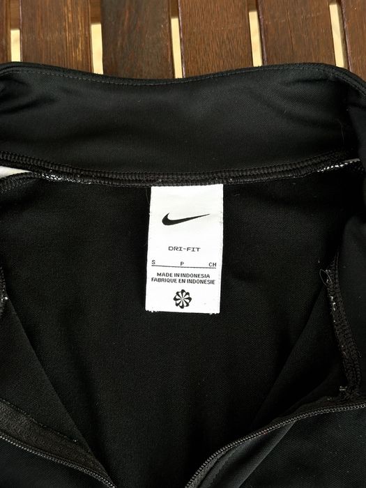 Мъжко горнище Nike Dri-Fit - размер S, добро състояние