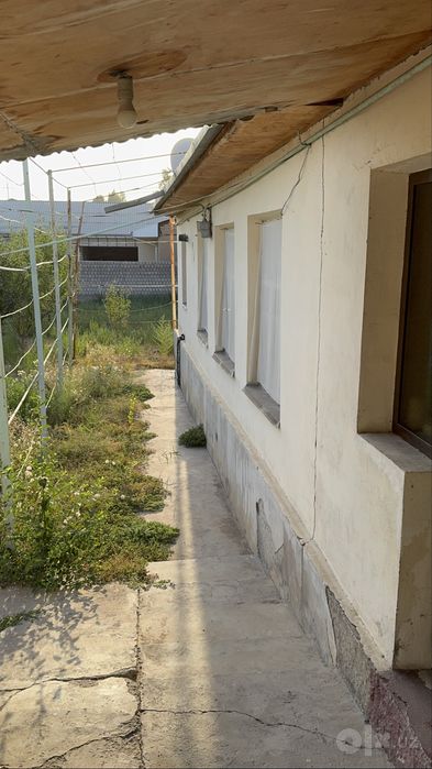 Продам свой дом 17 соток Янгибозор ориентир 10 школа