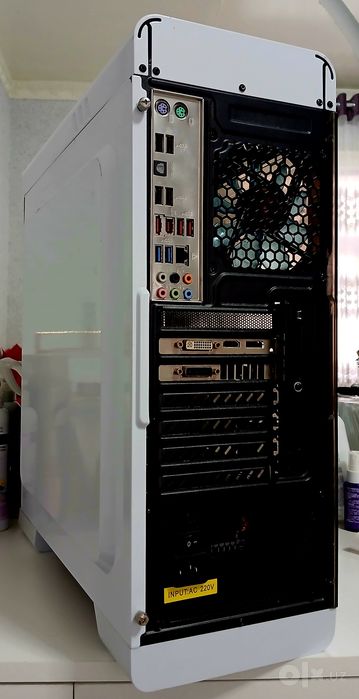 I.7-870 4/8 • Ozu 8.GB • R9 270X 2.GB