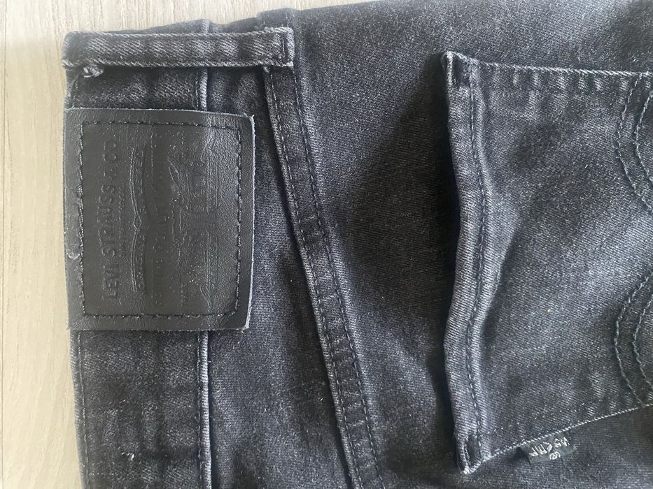 Джинсы скинни левайс