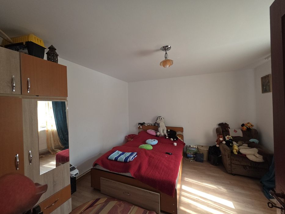 Proprietar, vand casa renovata total 2018, apa, gaze, curent