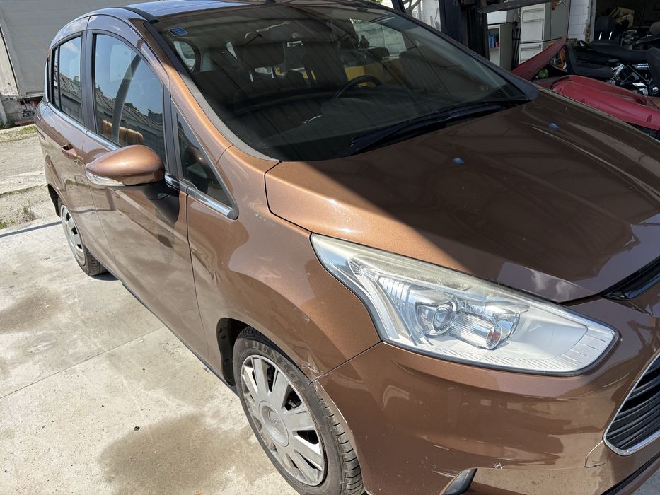 Ford b max. 1.0ecoboost. 102cp. 2013.