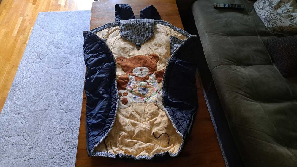 Нова бебешка раница - постелка за игра