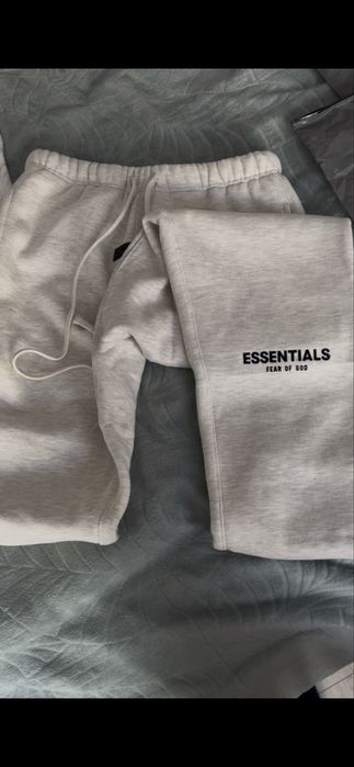 Панталони essentials