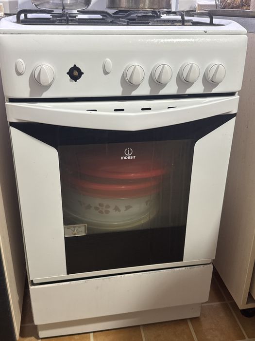 Газ плита indesit
