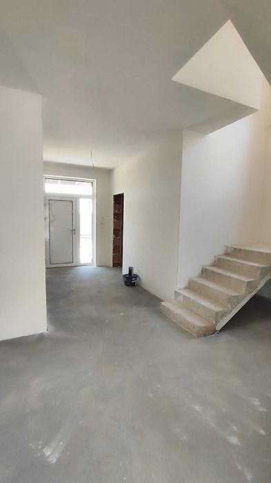 Продава се Къща в с. Рударци, Област Перник - 216 кв.м за 1820 €/кв.м - Снимка #4