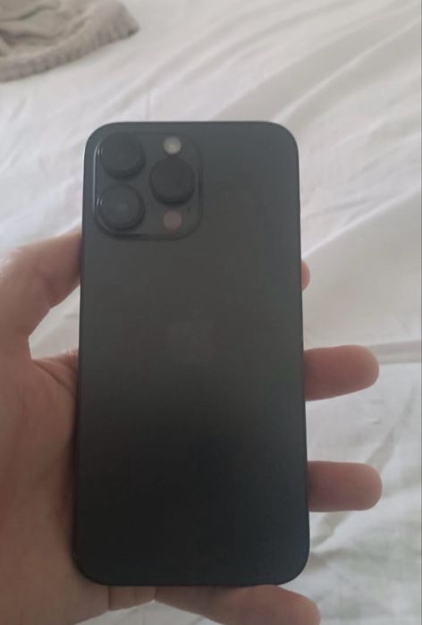 Продам Айфон 14 про макс