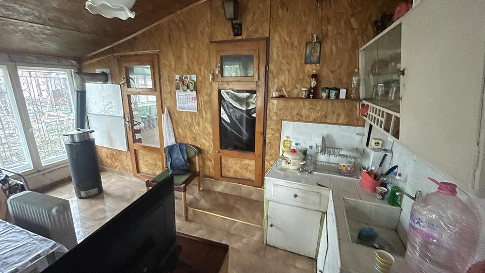 Къща за продажба в.з. Острица