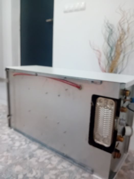 Vând centrala arca pixel arata foarte bine