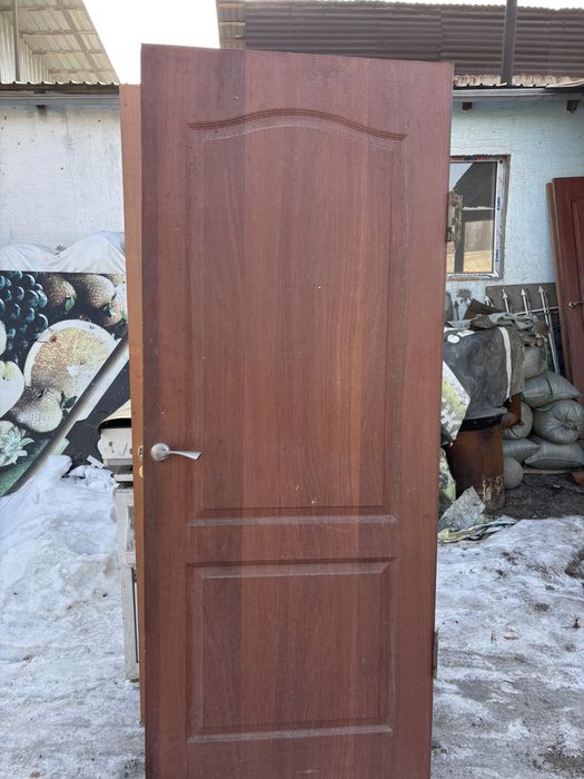 Продам двери работют все ручки