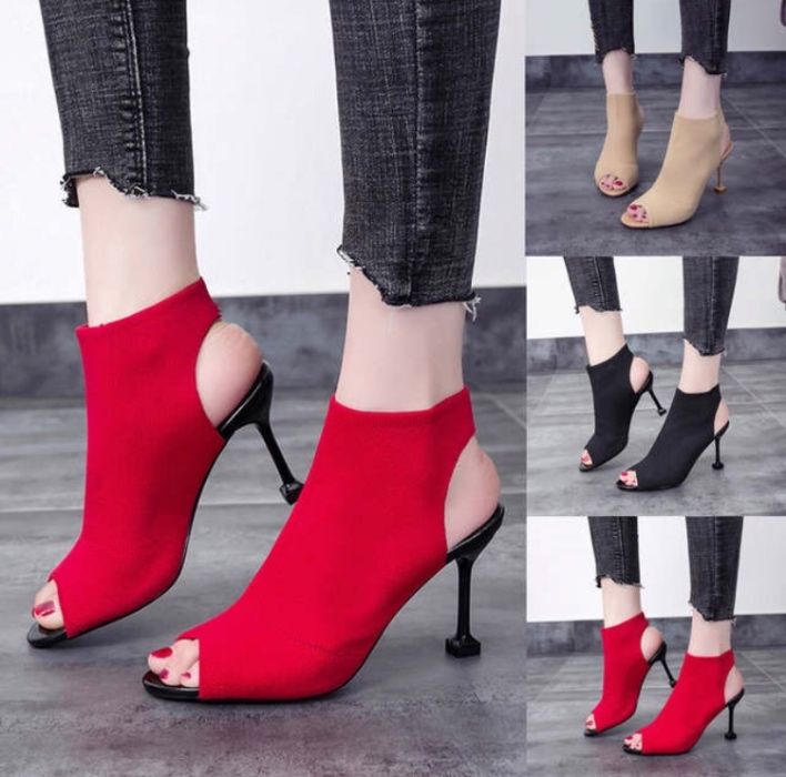 Дамски обувки на висок ток