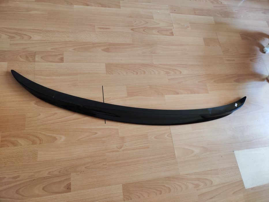 Eleron lip codită portbagaj BMW Seria 3 F30 / F31 (2012-2016), design P style  negru lucios plastic abs