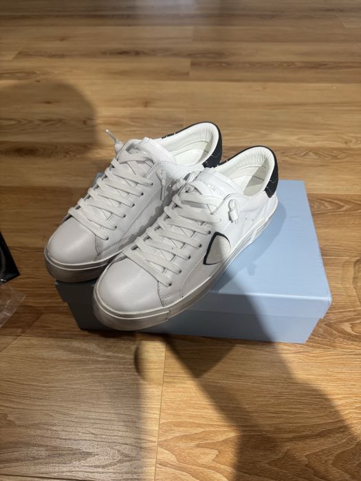 Кроссовки philippe model