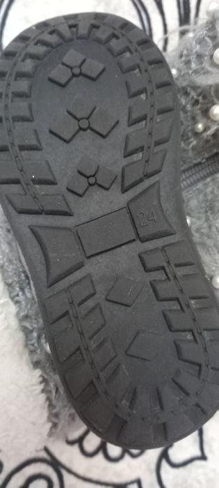 Красивые детские сапожки на девочку очень теплые