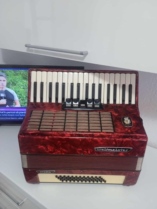 Vând acoerdeon welmaistet Stela