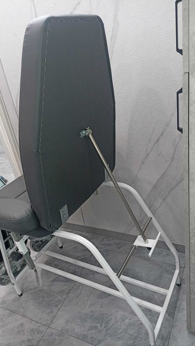 Продам кресло педикюрное