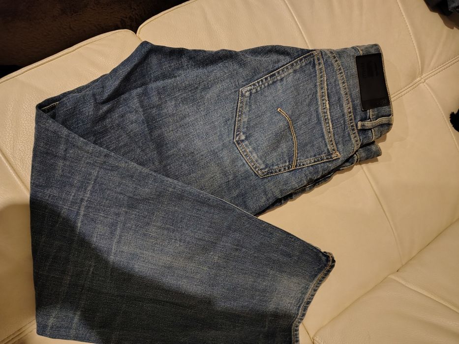 Разпродажба дънки 27