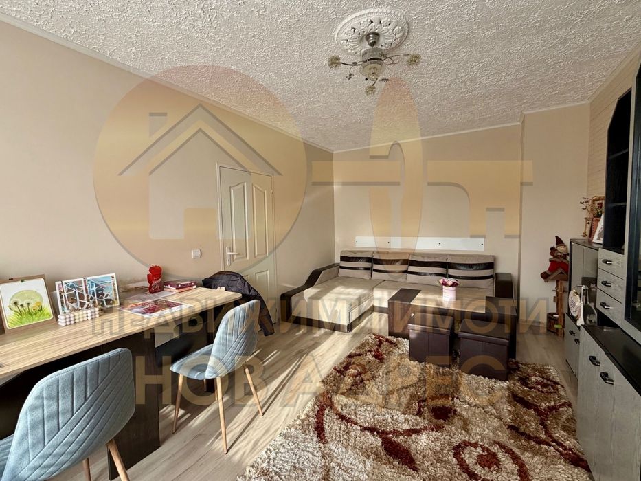 Четиристаен Апартамент , Обзаведен и Ремонтиран , гр. Търговище кв. Запад 3