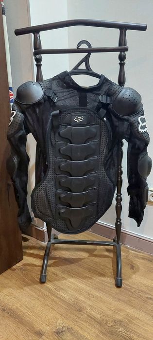 Продам сноуборд и все снаряжение