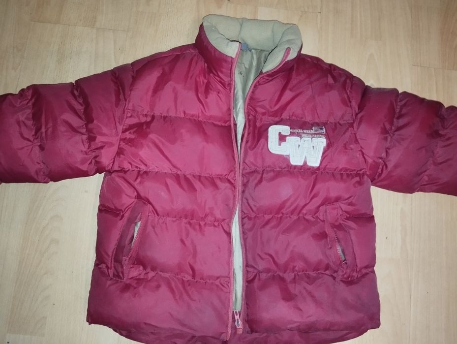 Geacă cu puf  f groasă pt copii + bluze+ ghete,toate 100 lei