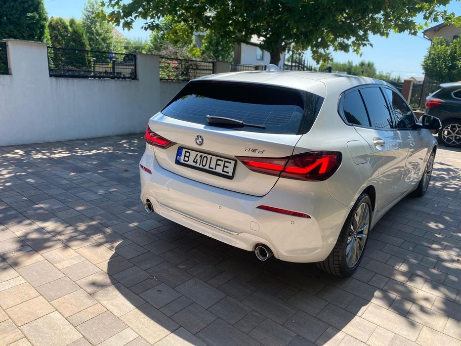 BMW 118d 150 cai  - 2021