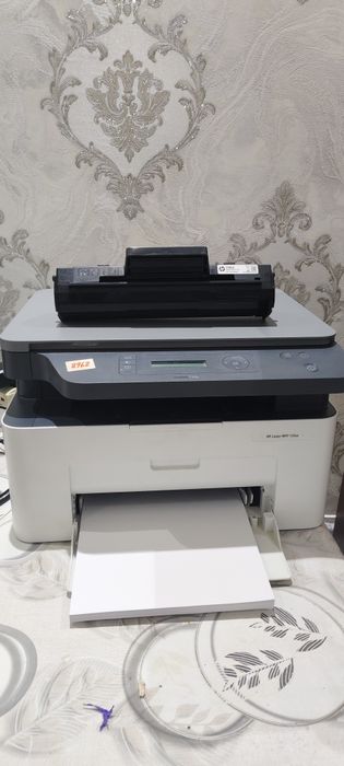 Принтер UP laser MFP 135 w продаётся с 2шт картриджем. Почти новый