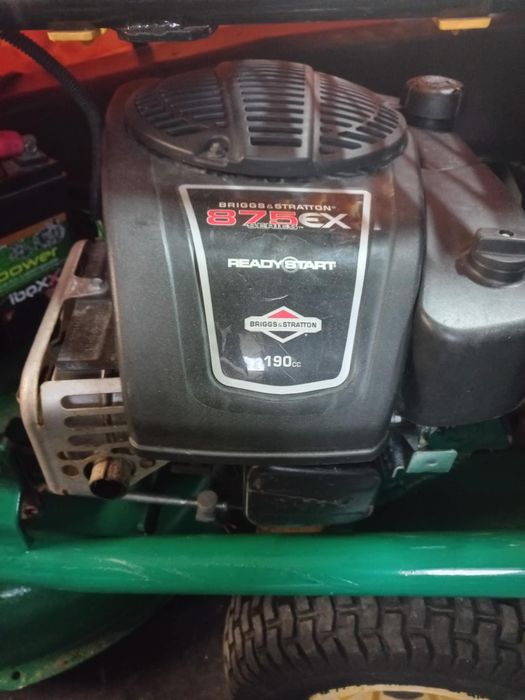 Косачка трактор MTD двигател BRIGGS&STRATTON