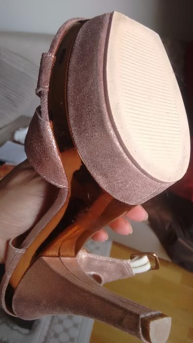 Sandale Collin Stuart din piele nabuc roz pudrat, super comode 180 lei