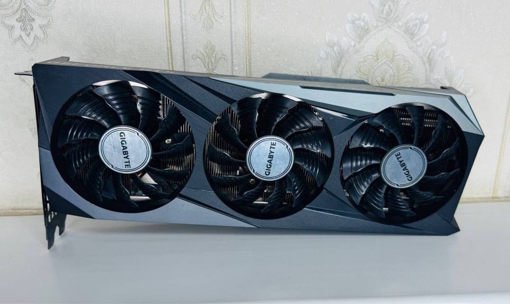 Gigabyte RTX 3070 windforce OC