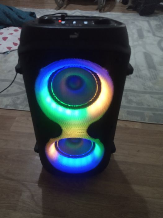 Продам колонку Sven