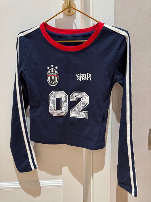 Лонгслив кофточка в современном стиле