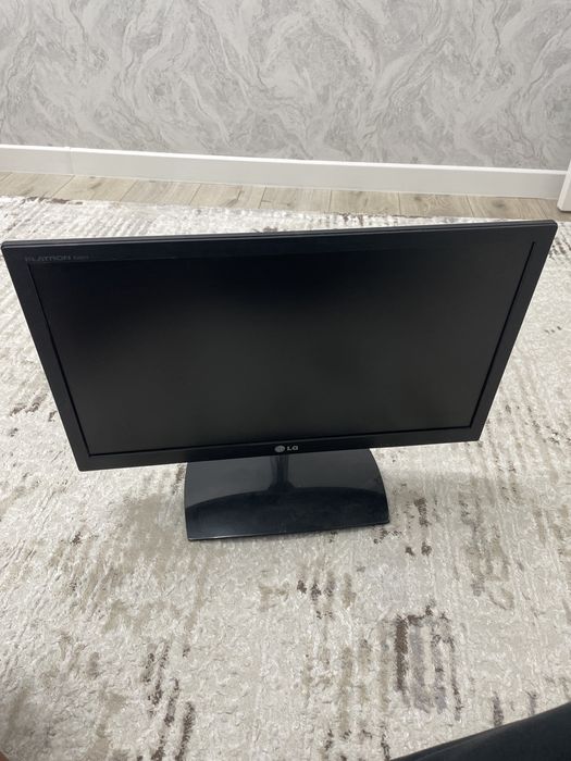 Монитор LG 21.5