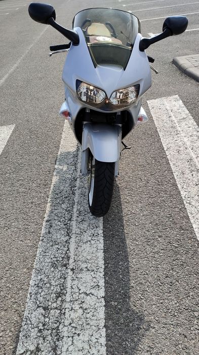 Vand Honda VFR 800 fi