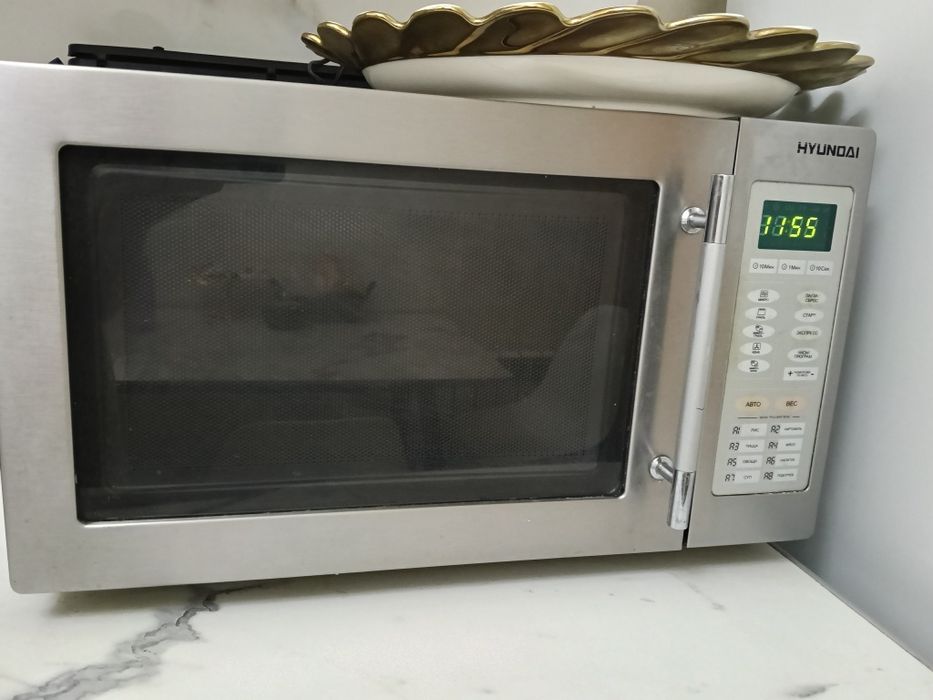 Продам микроволновую печь