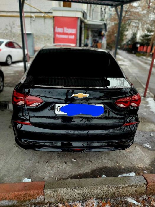 Продается автомобиль Chevrolet Monza