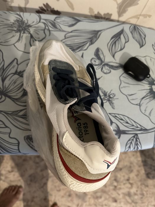 Кроссовки летние