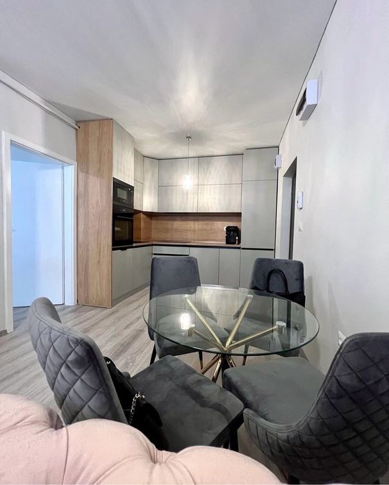 Inchiriere apartament 2 camere mobilate și utilate bloc Arcada