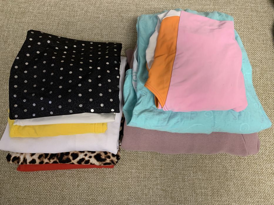 Беспоатно отдам одежды