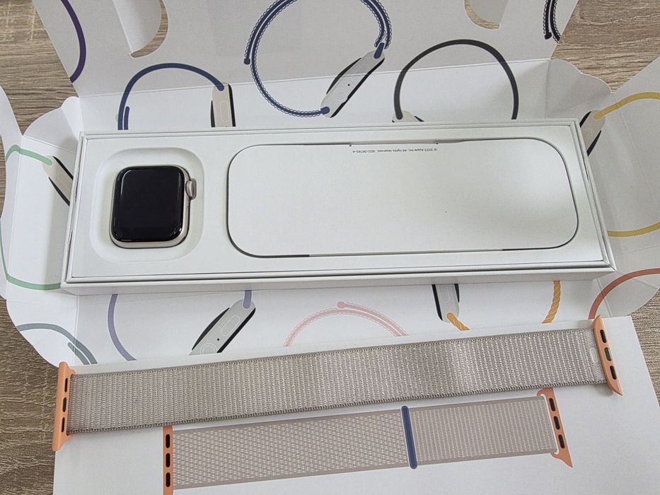 APPLE WATCH SE 2 40 mm Starlight AI Starlight SL GPS