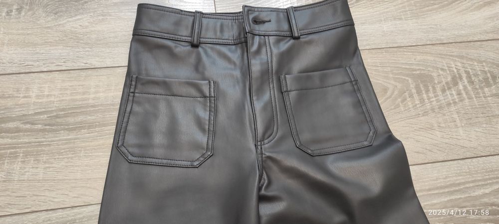 Кожаные штаны S Zara